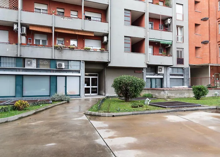 Youhosty - Paul Valery Bis Apartment Mailand